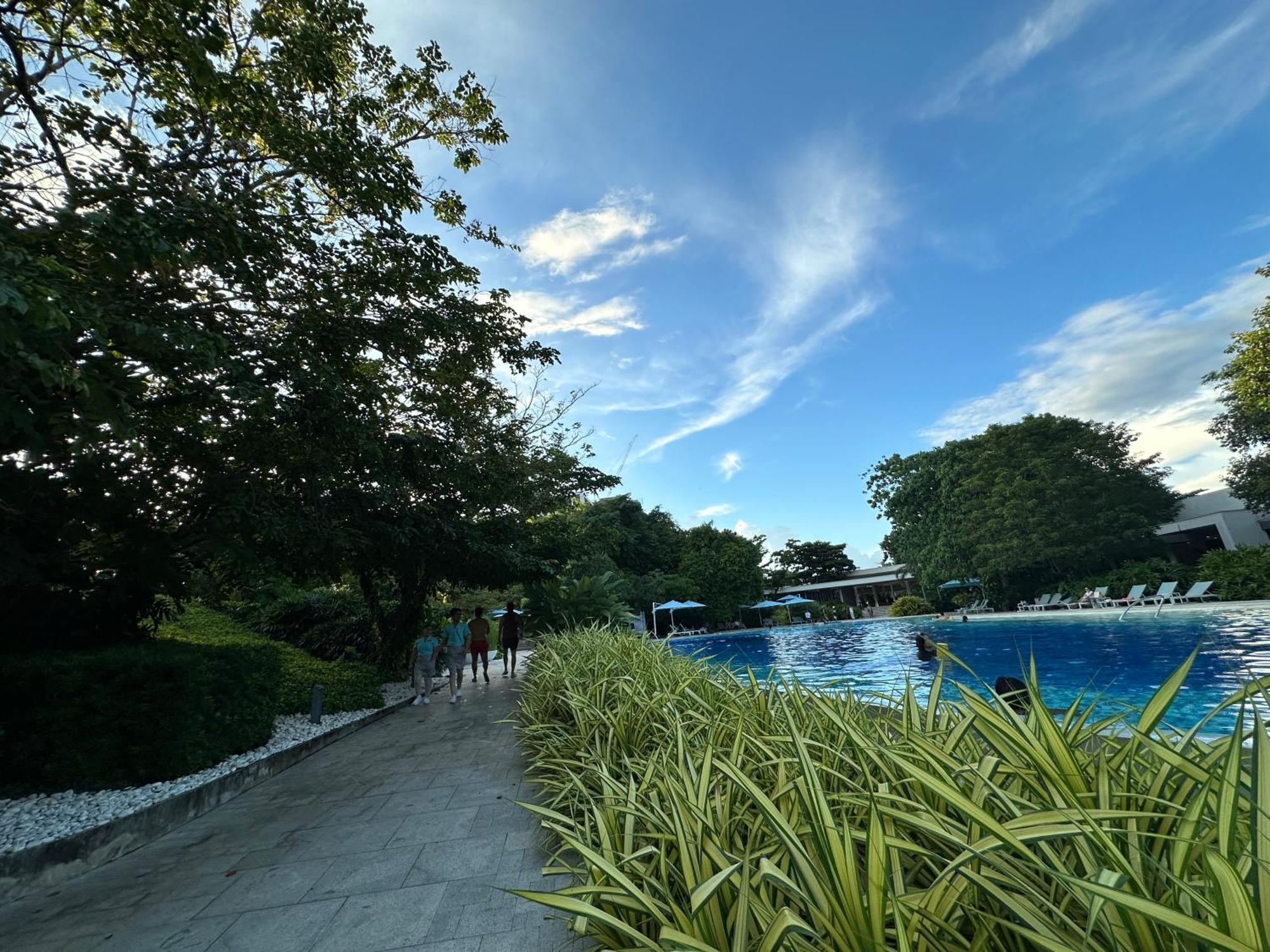 Апартаменты 14Dc Tambuli Seaside Living Мактан Экстерьер фото